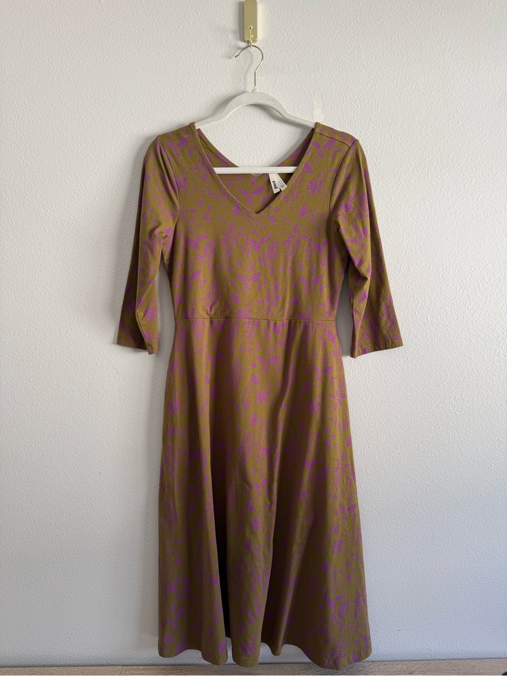 Pact organic cotton fit and flare midi dress in brush floral print Sz L